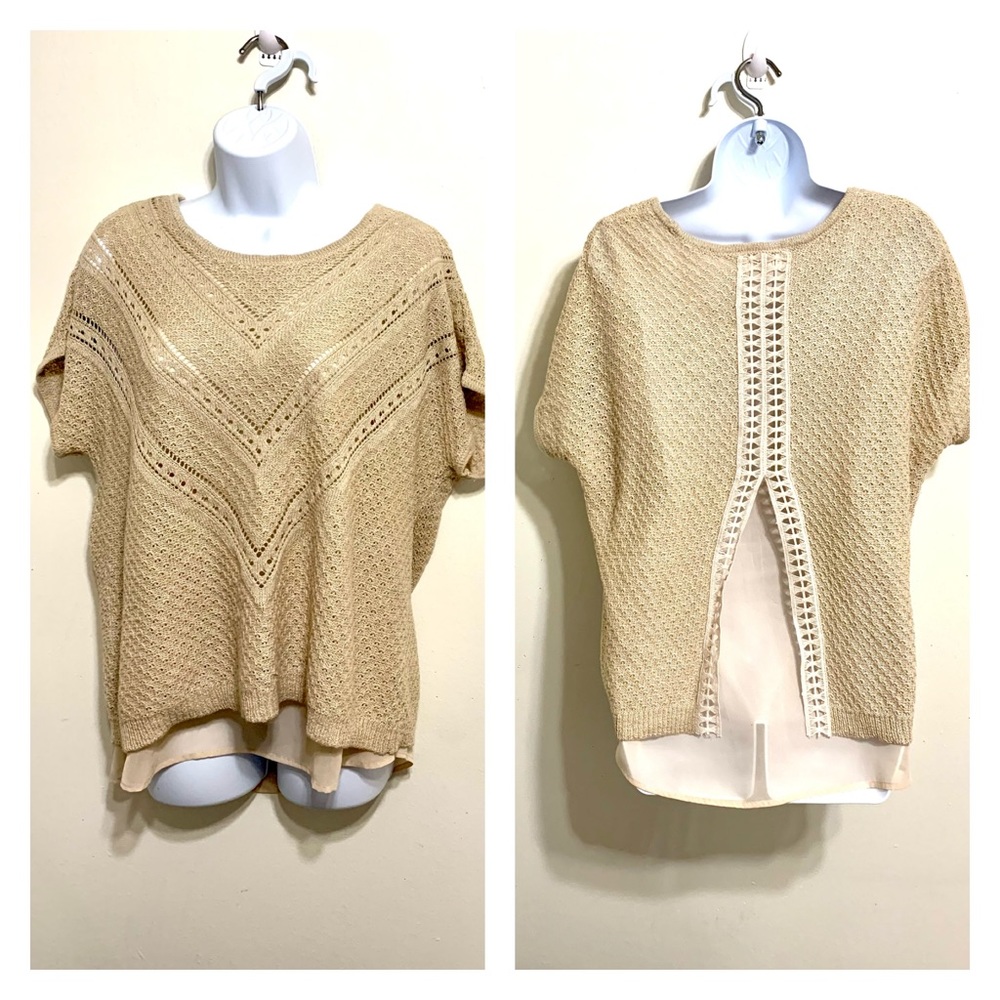 ⭐️4/$10⭐️ Westport Crochet Chiffon Lined Top